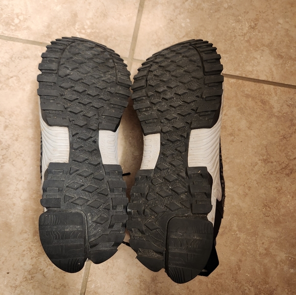 New Balance Shando Black Grey Men Trail Running Lifestyle Hiking MTSHALK size 13 - Picture 8 of 9